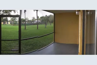407 Meadows Circle, Unit #407, Boynton Beach, FL 33436 - Photo 11