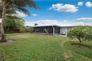 2402 SE Pinero Rd, Port Saint Lucie, FL 34952 - Photo 33