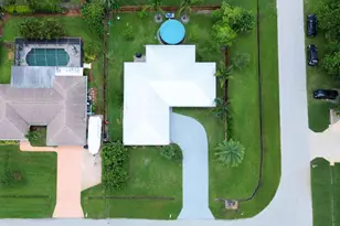 2402 SE Pinero Rd, Port Saint Lucie, FL 34952 - Photo 5