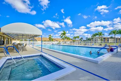 818 Sky Pine Way, Unit #E2, Greenacres, FL 33415 - Photo 17