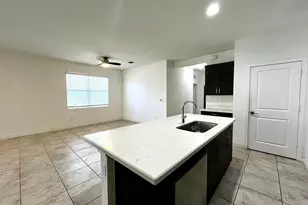 6089 Wildfire Wy, West Palm Beach, FL 33415 - Photo 9