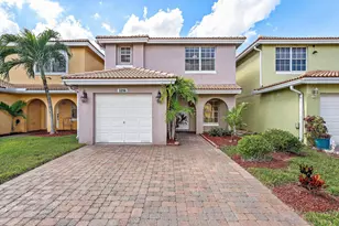 3256 Commodore Ct, West Palm Beach, FL 33411 - Photo 1