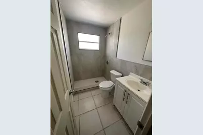 422 Caroline Avenue, West Palm Beach, FL 33413 - Photo 5