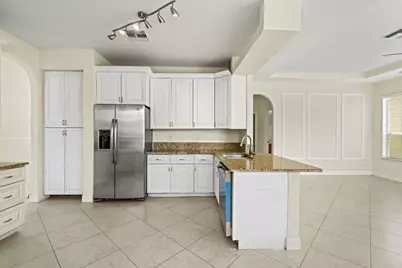 5919 Walnut Park Ln Lane, Fort Pierce, FL 34951 - Photo 7