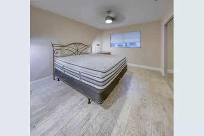 301 S Lakeside Drive, Unit #7, Lake Worth Beach, FL 33460 - Photo 5