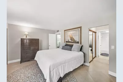 125 Ocean Avenue, Unit #303, Palm Beach Shores, FL 33404 - Photo 11