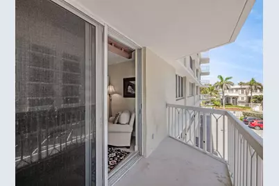 125 Ocean Avenue, Unit #303, Palm Beach Shores, FL 33404 - Photo 15