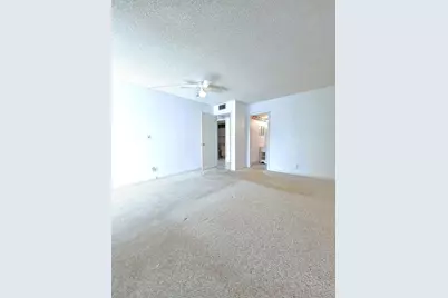 265 Wellington J, West Palm Beach, FL 33417 - Photo 9