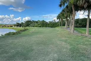 1011 Fairwaycove Ln, Bradenton, FL 34212 - Photo 11