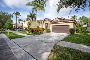 370 SW 203rd Ave, Pembroke Pines, FL 33029 - Photo 3