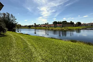 218 Lake Frances Dr, West Palm Beach, FL 33411 - Photo 3