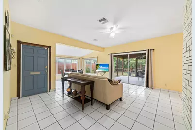 906 NE 5th Street, Hallandale Beach, FL 33009 - Photo 5