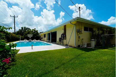 1351 Oaklawn Court, Fort Myers, FL 33919 - Photo 33