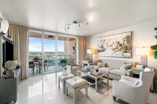 2640 Lake Shore Dr, Riviera Beach, FL 33404 - Photo 3