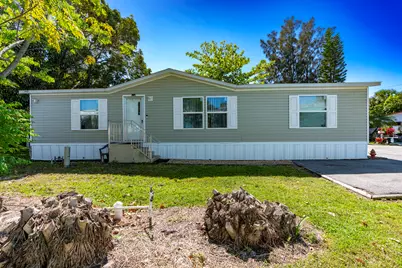 2107 Crescent Drive, Lake Worth, FL 33461 - Photo 1