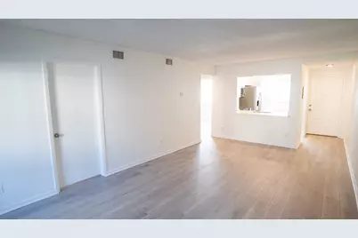 136 NW 60th Avenue, Unit #7-2, Margate, FL 33063 - Photo 3