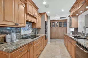 133 Greenbrier Dr, Palm Springs, FL 33461 - Photo 23