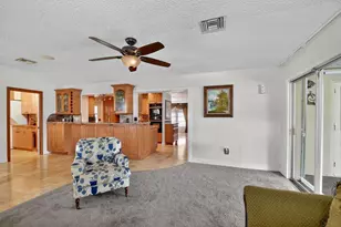 133 Greenbrier Dr, Palm Springs, FL 33461 - Photo 27