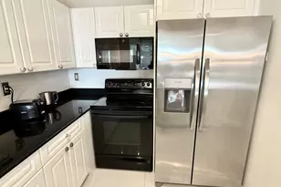 2301 Collins Ave, Miami Beach, FL 33139 - Photo 23