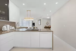 15811 Collins Ave, Sunny Isles Beach, FL 33160 - Photo 7