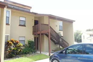 1110 Lakeview Dr E, Royal Palm Beach, FL 33411 - Photo 1