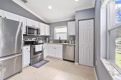 475 SW Talquin Lane, Port Saint Lucie, FL 34986 - Photo 3