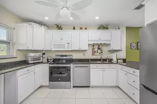 1351 Bayshore Dr, Fort Pierce, FL 34949 - Photo 9