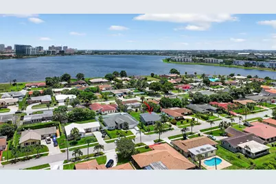 600 S Mangonia Circle, West Palm Beach, FL 33401 - Photo 5