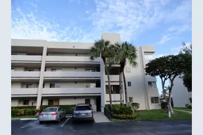 3186 Via Poinciana, Unit #201, Lake Worth, FL 33467 - Photo 1
