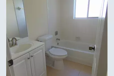 3186 Via Poinciana, Unit #201, Lake Worth, FL 33467 - Photo 15