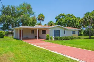 4606 30th Ave, Vero Beach, FL 32967 - Photo 3