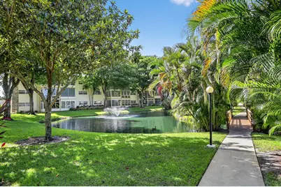5111 W Oakland Park Boulevard #201, Lauderdale Lakes, FL 33313 - Photo 25