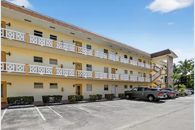 5111 W Oakland Park Boulevard #201, Lauderdale Lakes, FL 33313 - Photo 1