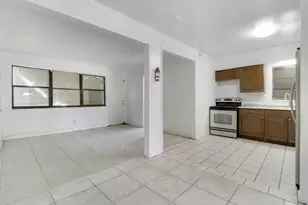 110 NW 5th Ct, Boynton Beach, FL 33435 - Photo 11