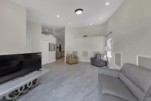 19623 Back 9 Dr, Boca Raton, FL 33498 - Photo 5