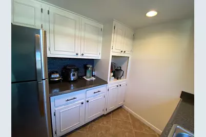 219 Lakeview 102 Avenue #102, Lantana, FL 33462 - Photo 11