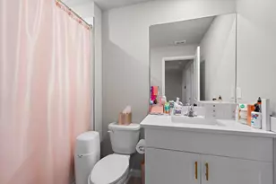 5611 Enclave Dr, Mangonia Park, FL 33407 - Photo 29