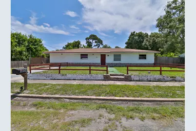 3024 W Dixie Boulevard, Fort Pierce, FL 34946 - Photo 1