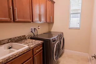 10211 SW Fernwood Ave, Port Saint Lucie, FL 34987 - Photo 15