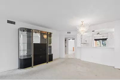 7450 Trent Drive, Unit #302, Tamarac, FL 33321 - Photo 5