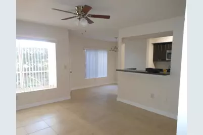 815 W Boynton Beach Boulevard #8-105, Boynton Beach, FL 33426 - Photo 3