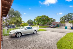 2788 SW 46th Ct, Fort Lauderdale, FL 33312 - Photo 25