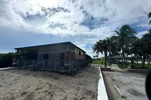 1115 S Ocean Dr, Fort Pierce, FL 34949 - Photo 35