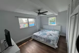 1115 S Ocean Dr, Fort Pierce, FL 34949 - Photo 17