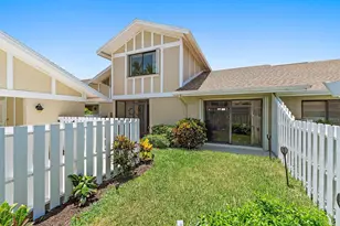 17205 Hilliard Terrace, Jupiter, FL 33477 - Photo 9