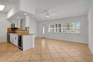 455 NE 14th St, Boca Raton, FL 33432 - Photo 13