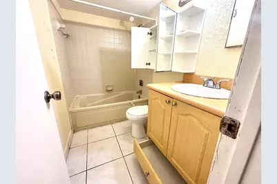 11201 SW 13th Street, Unit #103, Pembroke Pines, FL 33025 - Photo 21