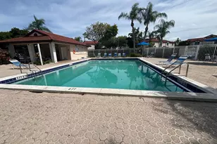 11201 SW 13th St, Pembroke Pines, FL 33025 - Photo 3