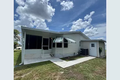 35 La Puerta Del Norte, Fort Pierce, FL 34951 - Photo 3