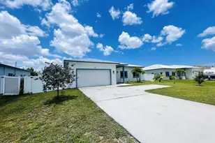 115 SW Oakridge Dr, Port Saint Lucie, FL 34984 - Photo 25